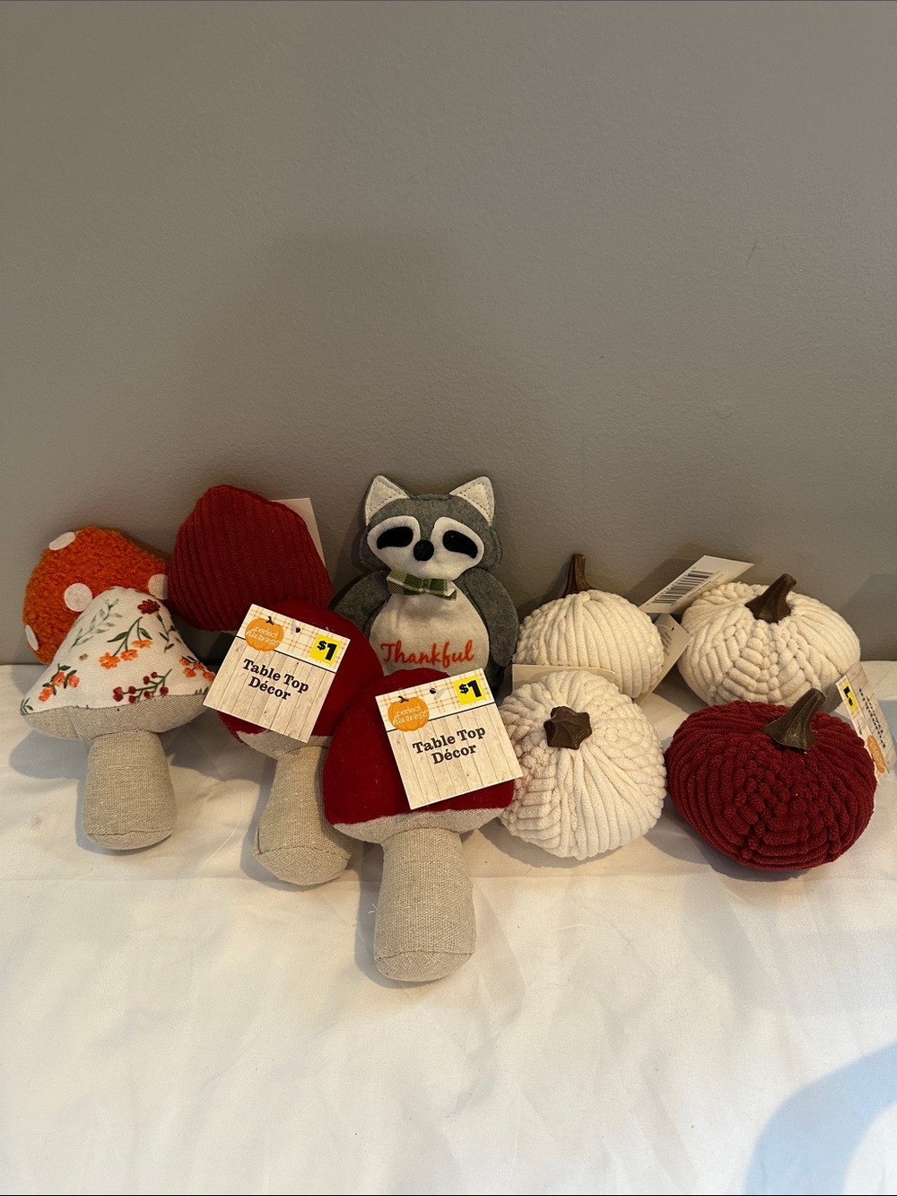 Fall Tabletop Decor Bundle – Plush Pumpkins, Mushrooms & Raccoon – Cozy Autumn